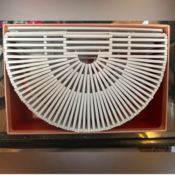 cult gaia Handbags - Cult Gaia White Clutch
